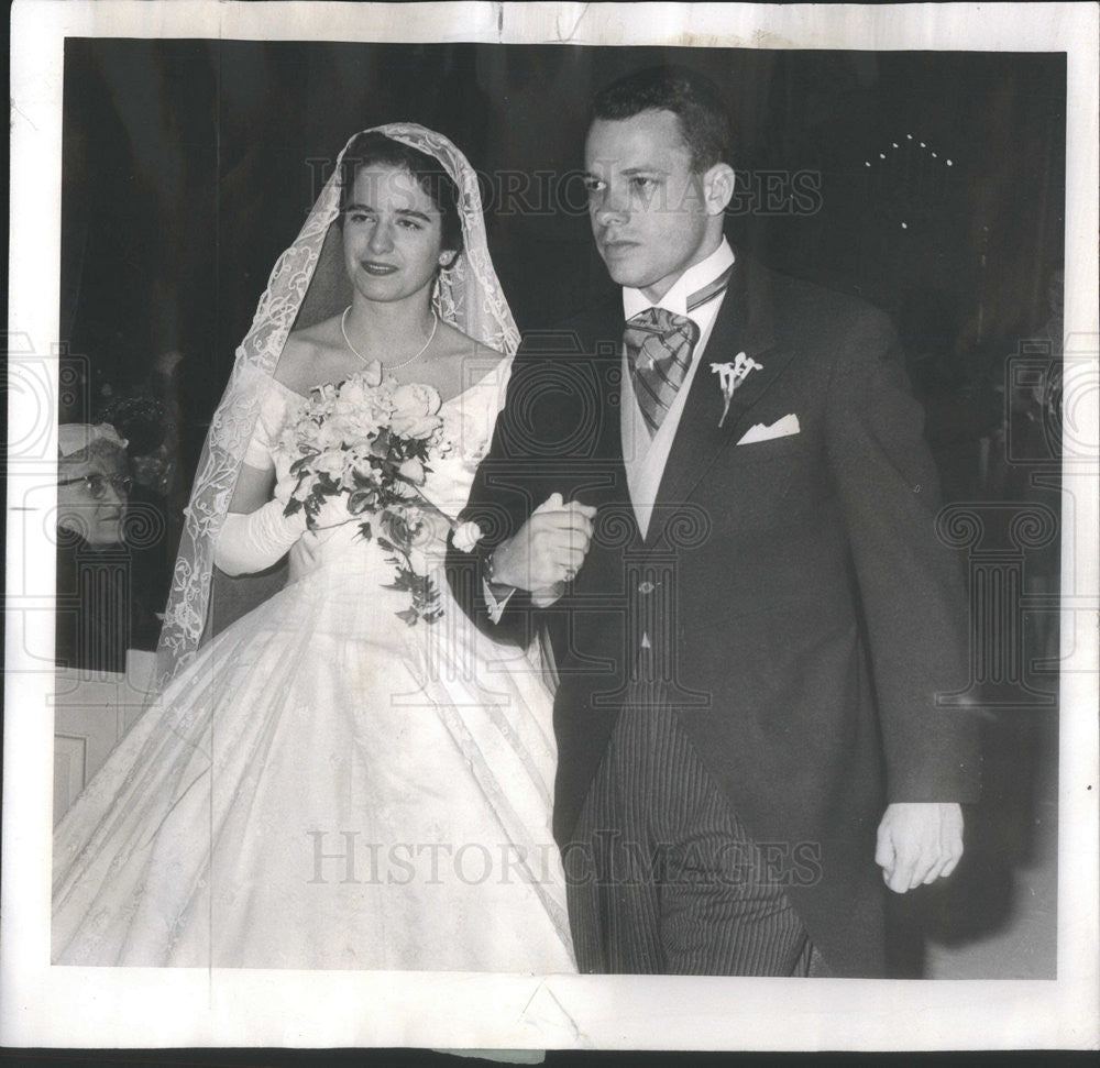 1960 Press Photo Mr and Mrs Patrick Thayer McKenna, Faith Hope &amp; Charity Church - Historic Images