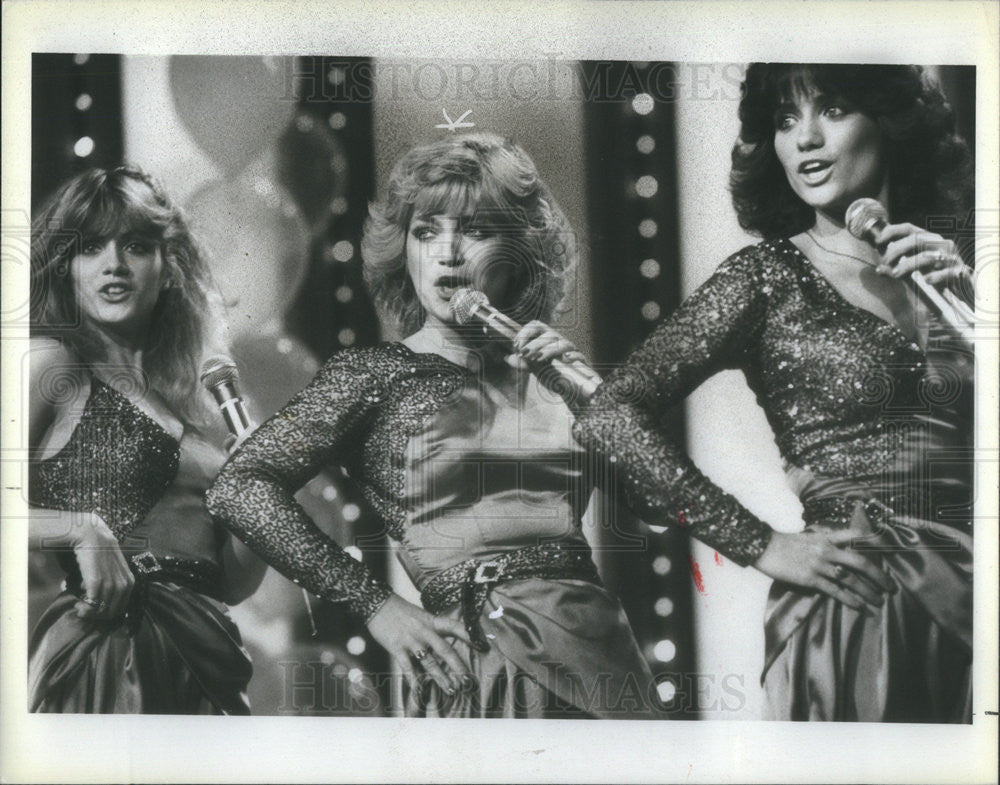 1981 Press Photo Country Superstar Barbara Mandrell &amp; Sisters Irlene &amp; Louise - Historic Images