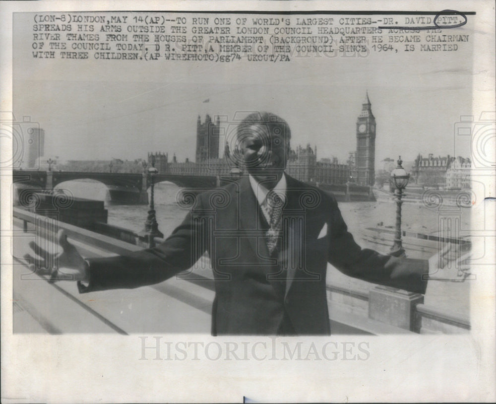 1974 Press Photo Doctor David Pitt London Greater Council Chairman - Historic Images