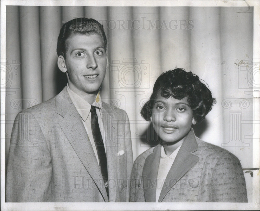 1955 Press Photo Betty Jean Manning Singer Harvest Moon Festival Contest - Historic Images