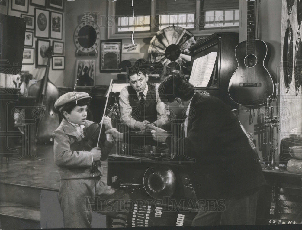 1947 Press Photo Oscar Levant American Comedian Actor Musician - Historic Images