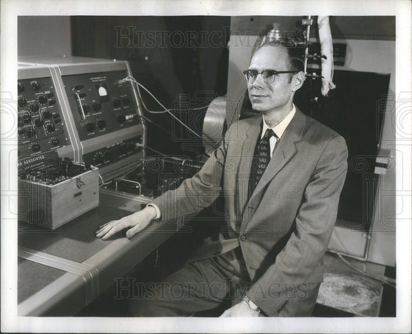 1960 Press Photo Dr. John R. Pierce Bell Telephone Laboratories ...