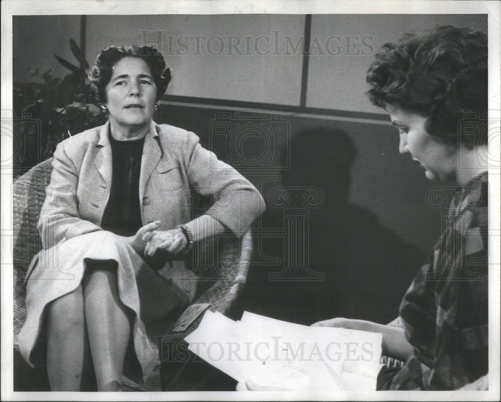 1958 Press Photo Maria Piers Child Guidance Expert On News Show Children Growing - Historic Images