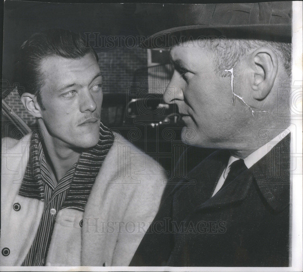 1958 Press Photo Charles Melquist Confesing Murder Captain John Roche - Historic Images