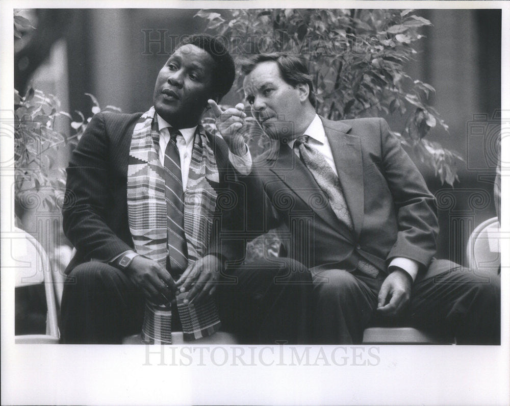 1989 Press Photo Mayor Enoch Mensah &amp; Mayor Richard Daley at Chicago-Accra Week - Historic Images