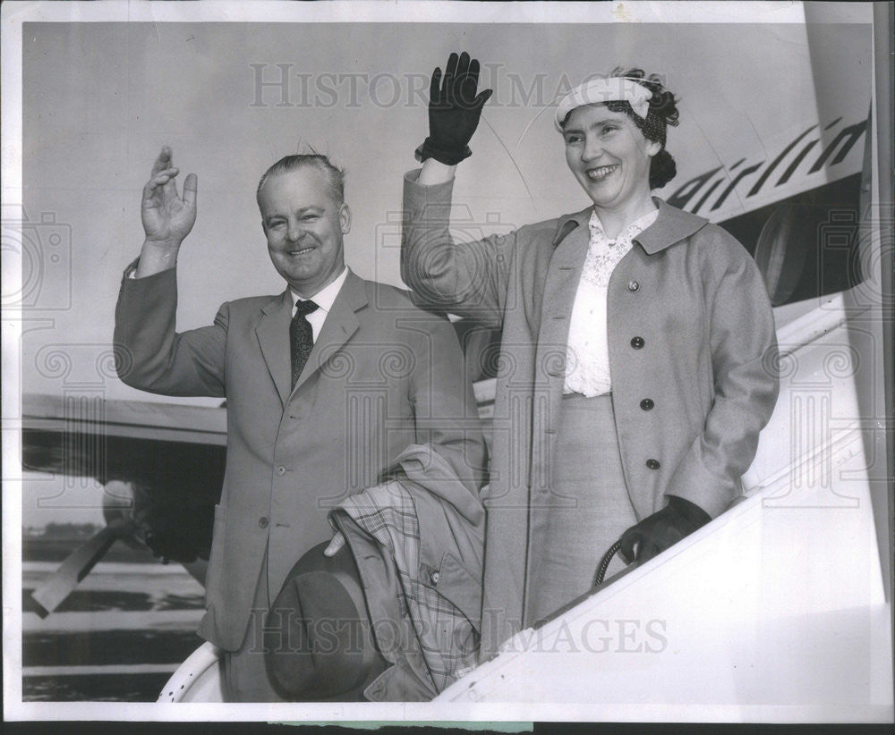 1958 Press Photo Soviet Ambassador Mikhail Menshikov and wife - Historic Images