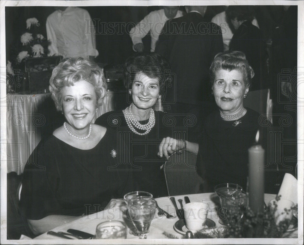 1961 Press Photo Mrs G Plamondon, Mrs AD Plamondon IIi, And Mrs Plamondn Jr - Historic Images