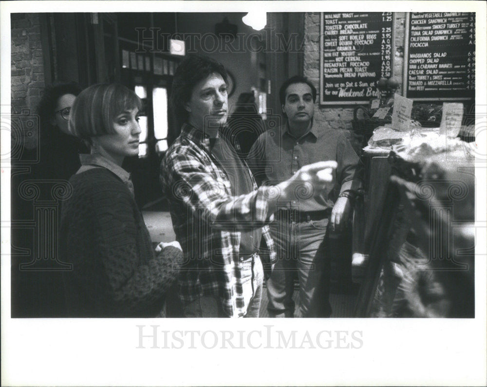 1993 Press Photo Richard Meiman Restaurant Owner of Maggianos Little Italy - Historic Images