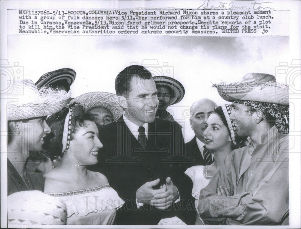 Press Photo VP Richard Nixon with folk dancers in  Venezuela - Historic Images