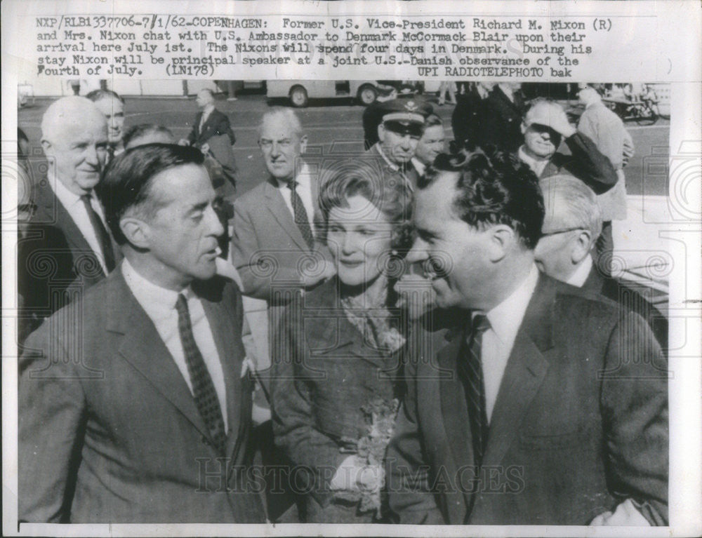 1962 Press Photo of Nixon and U.S. Amb to Denmark McCormack Blair - Historic Images