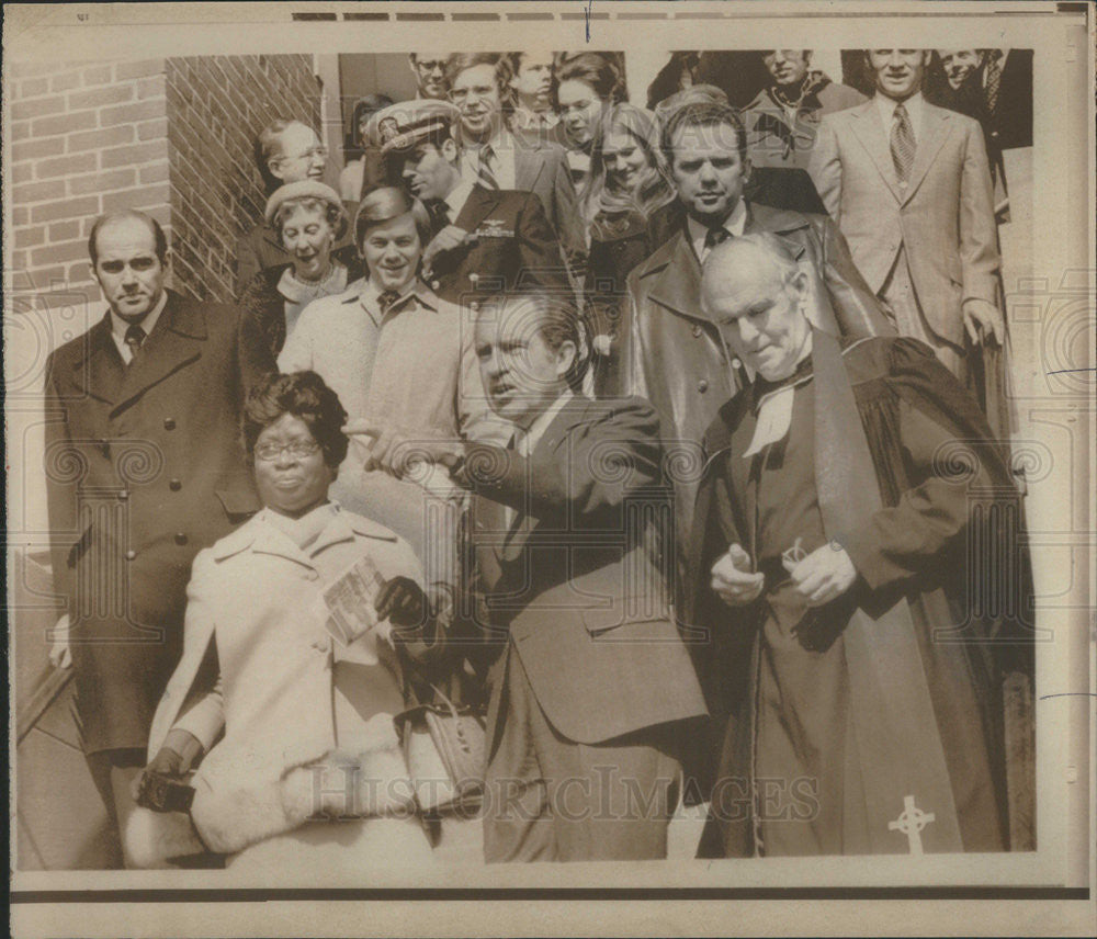 1974 Press Photo Nixon With Mrs John Cox Mamie Eisenhower And David And Julie - Historic Images