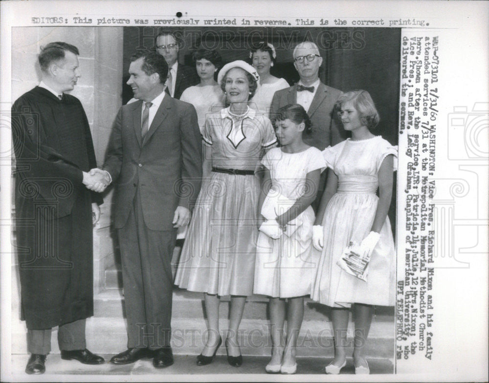 1960 Press Photo of VP Richard Nixon and family at church in Washington - Historic Images