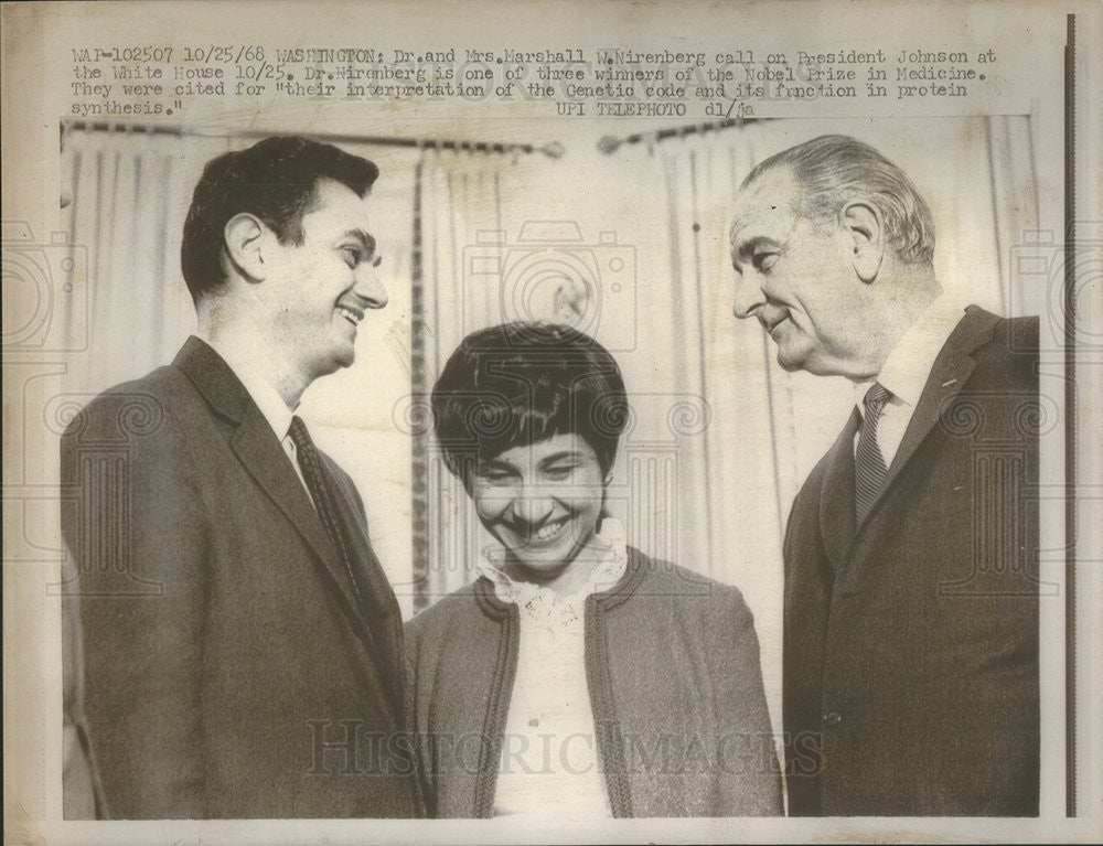 1968 Press Photo President Johnson Greets Dr. And Mrs. Marshall W. Nirenberg - Historic Images