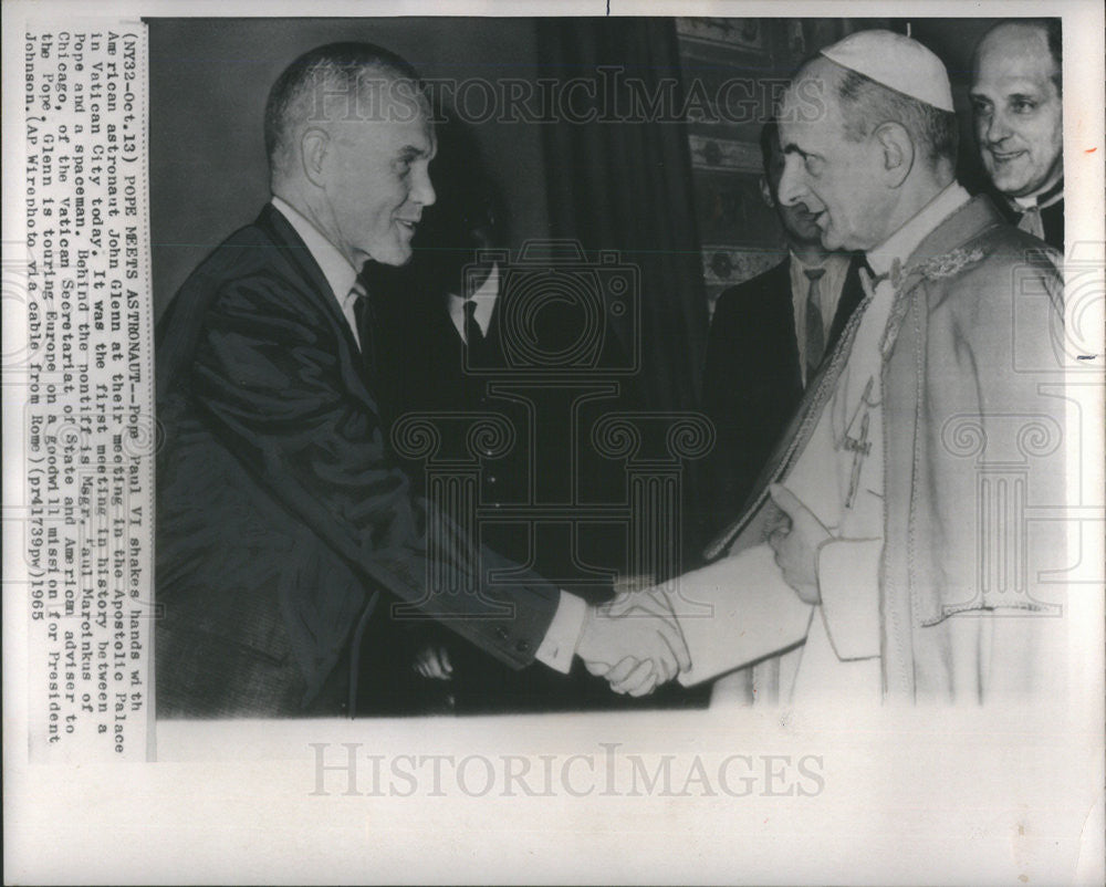 1965 Press Photo Pope Paul VI American astronaut John Glenn Vatican City - Historic Images