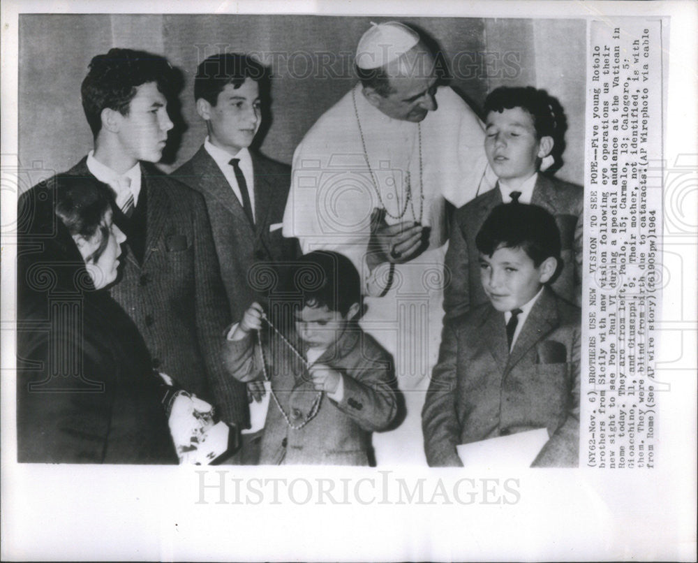 1964 Press Photo pope paul vi and five young brothers - Historic Images