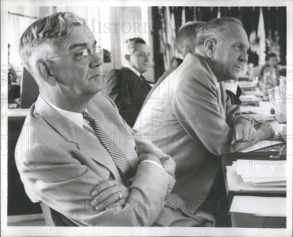 1955 Press Photo Gov Paul Patterson Of Oregon And Gov Goodwin Knight Of CA - Historic Images