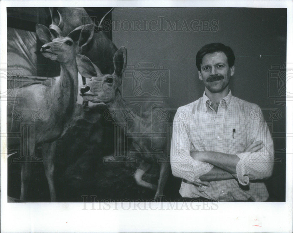 1992 Press Photo Field Museum Curator, Mammals Division, Bruce Patterson - Historic Images