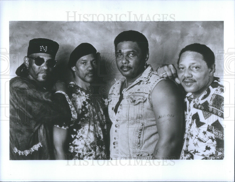 Press Photo The Neville Brothers singing group - Historic Images