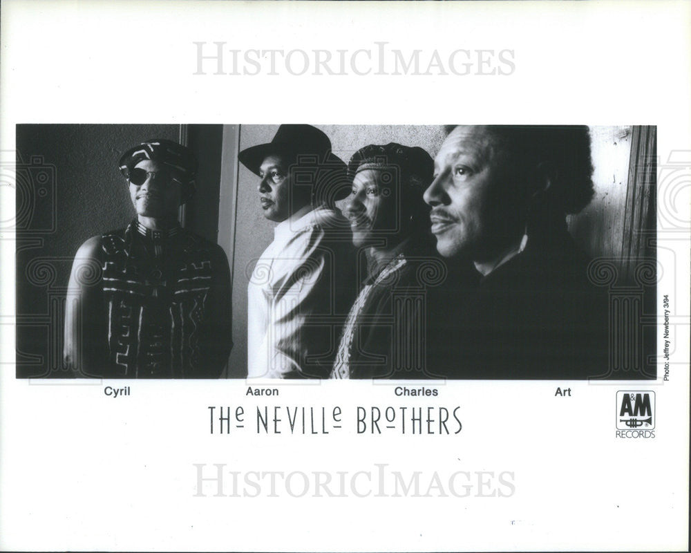 1995 Press Photo The Neville Brothers singing group - Historic Images