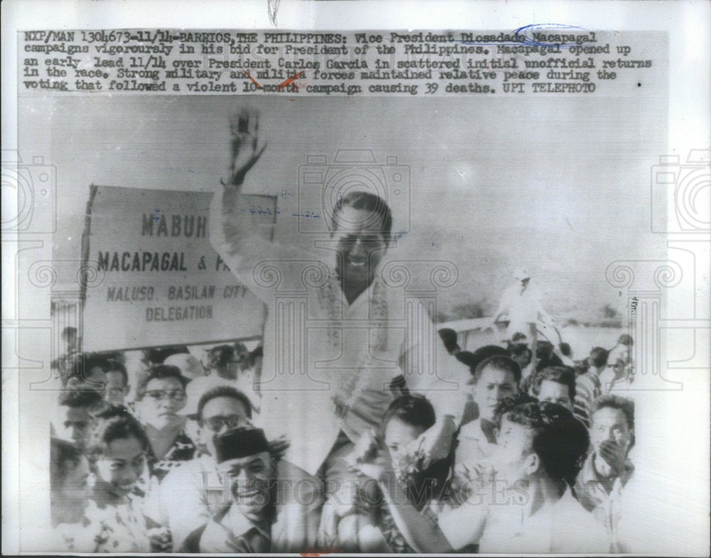 1961 Press Photo Philipines' Vice President Diosadado Macapagal Campaigning - Historic Images