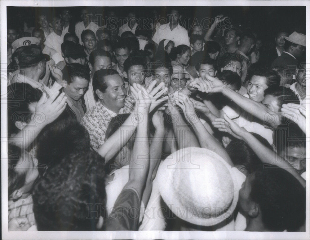 1965 Press Photo Philippine&#39;s President Diosdado Macapagal On Campaign Tour - Historic Images