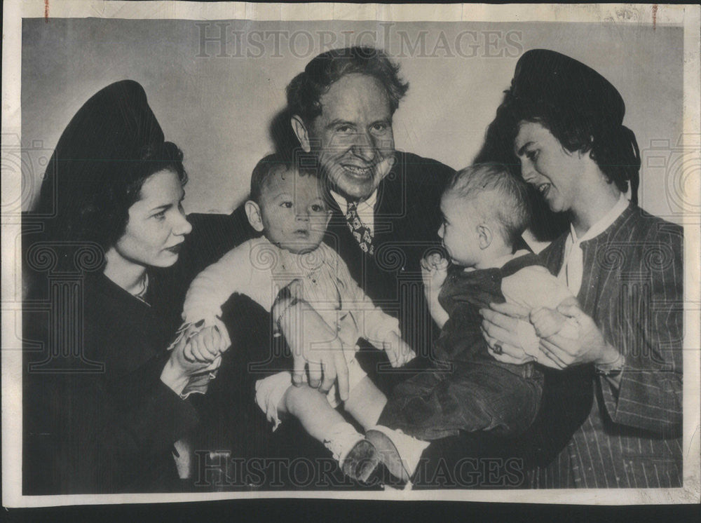 1948 Press Photo Judge Michaele Musmano w/ Marguerite Packan &amp; Mathilda Morrow - Historic Images