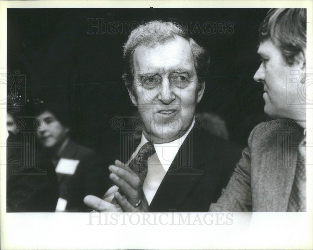 1987 Press Photo Ex Sec of State Edmund Muskie - Historic Images