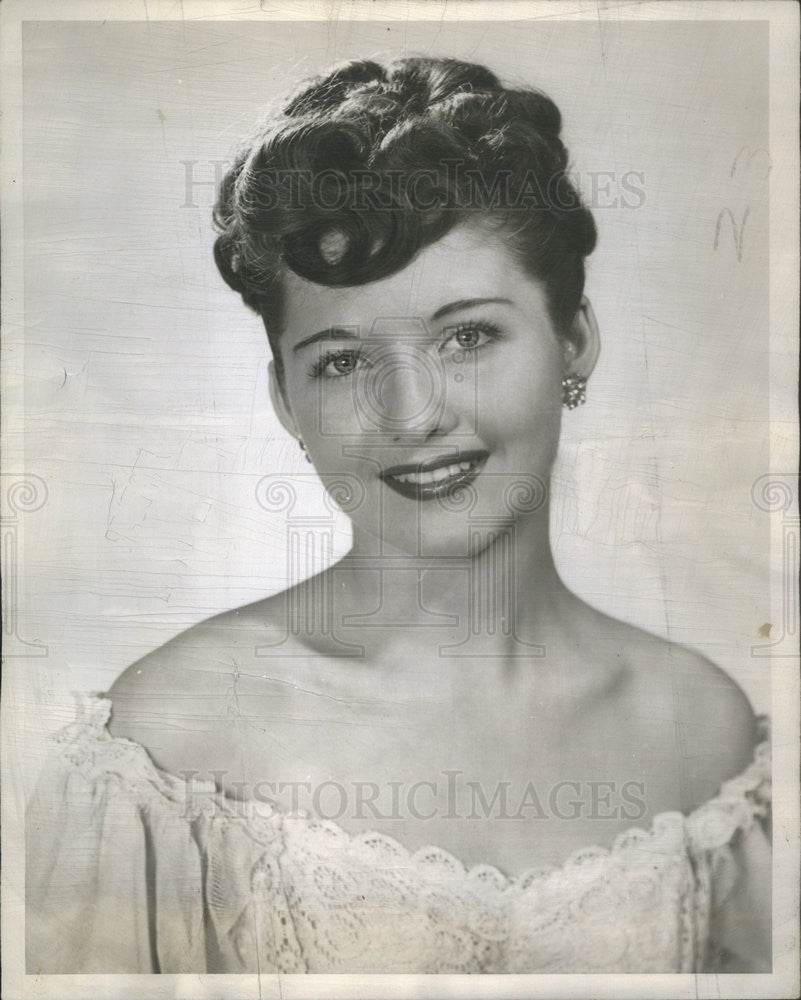 1946 Press Photo Janet Medlin "Sweethearts" - Historic Images