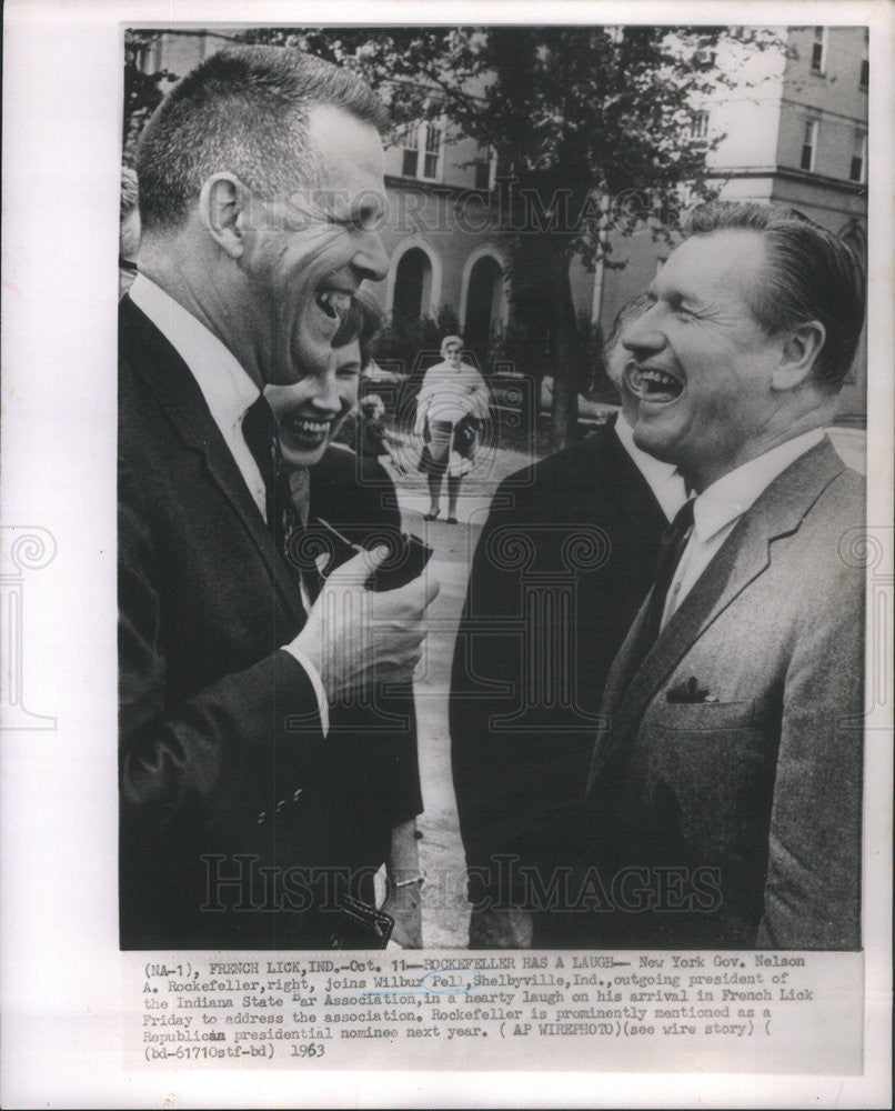 1963 Press Photo NY Gov Nelson Rockefeller shares a laugh w/ Wilbur Pell - Historic Images