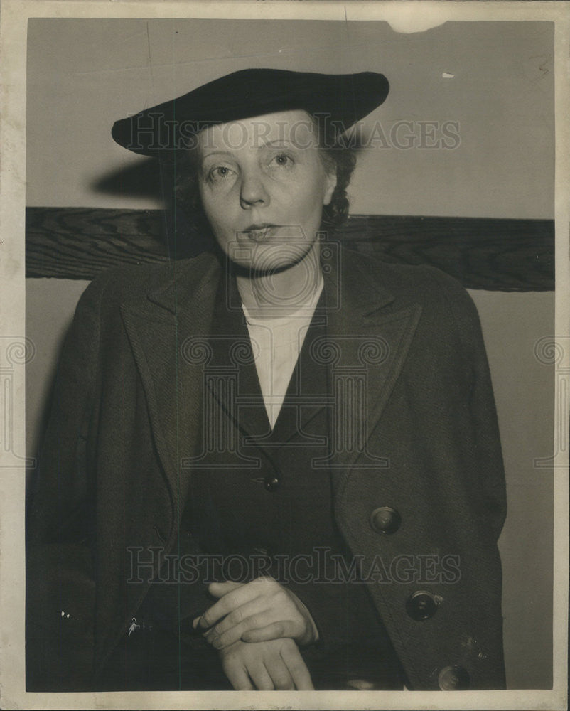 1943 Press Photo Mrs. Gustav Homer Maertz - Historic Images