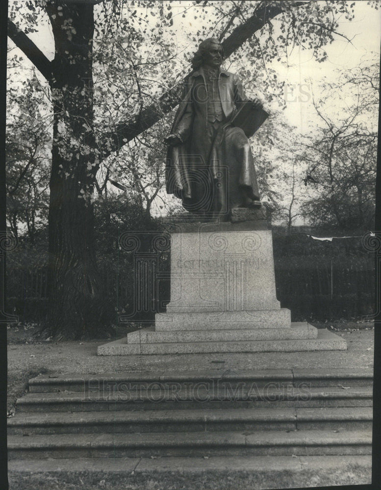 1937 Press Photo A Statue of Writer Gotthold Ephraim Lessing, Washington Park - Historic Images