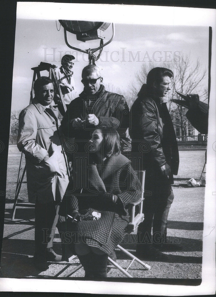 1970 Press Photo Film Critic Sam Lesner With Director Richard Brooks - Historic Images