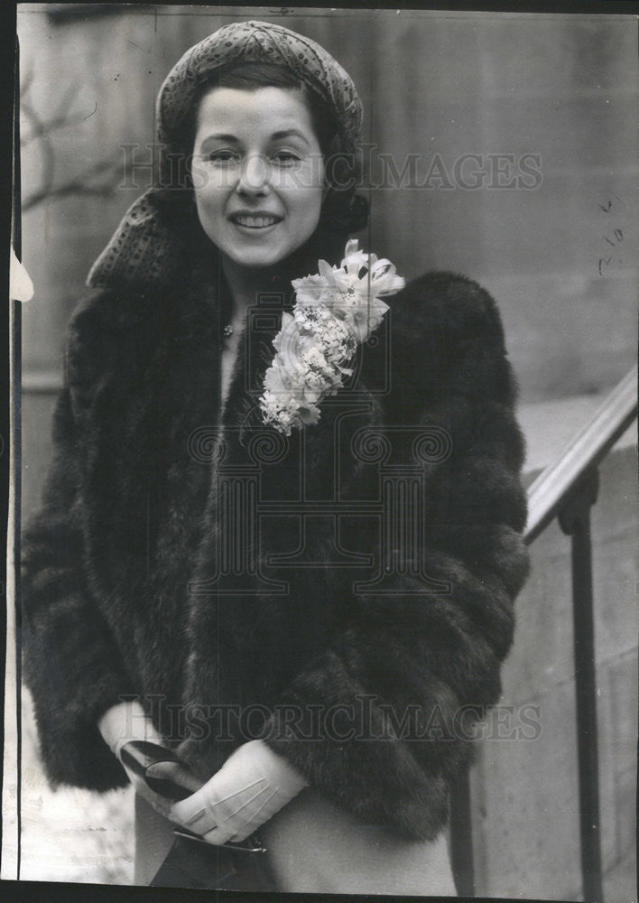 1947 Press Photo Mrs.Mansure - Historic Images