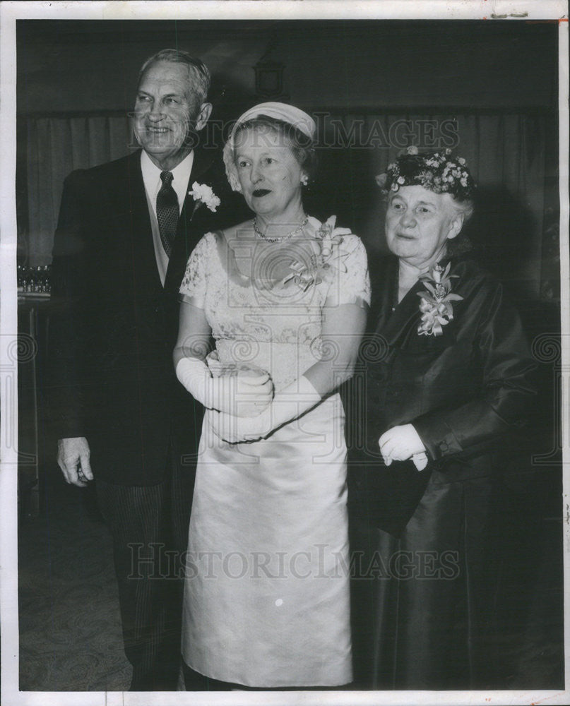 1957 Press Photo mrs Fowler B mcconnell mrs enrest B black - Historic Images