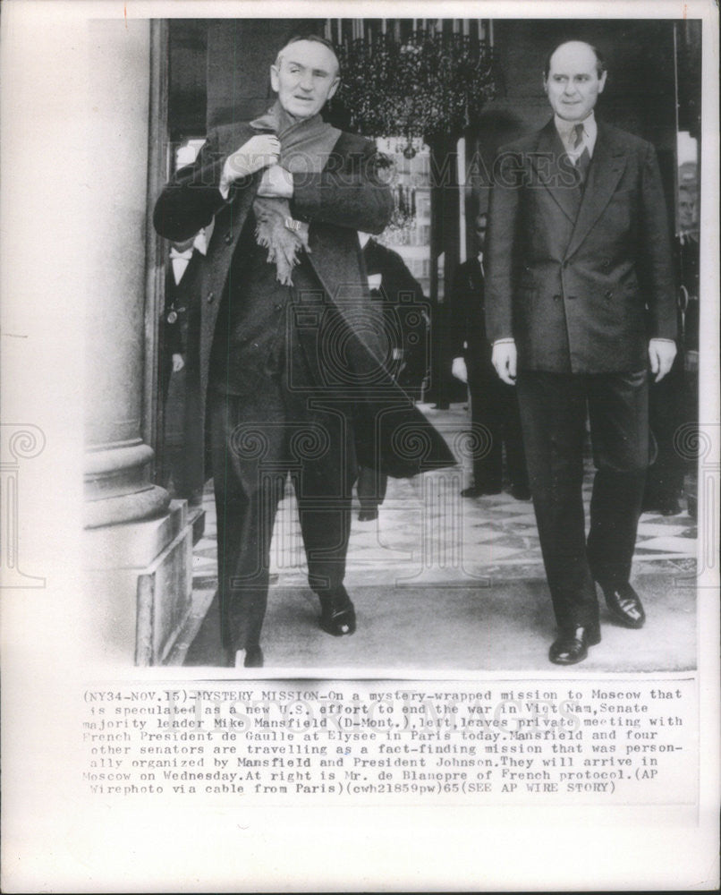 1965 Press Photo Senator Mike Mansfield &amp; President de Gaulle in Paris. - Historic Images