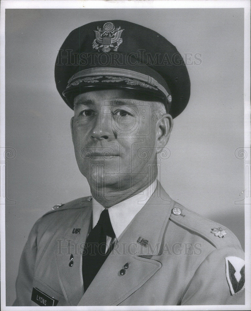 1963 Press Photo Lt Colonel  Crawford D Lyons Deputy Commanding Officer - Historic Images