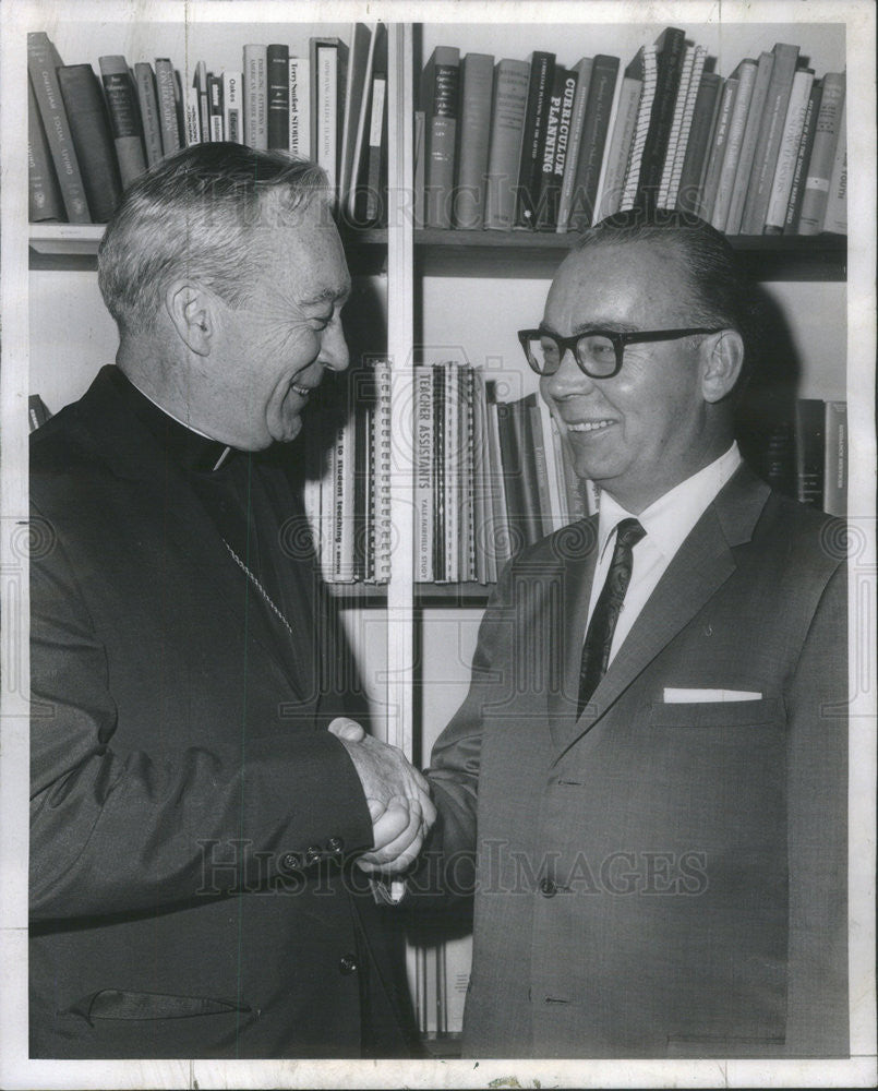 1968 Press Photo Martin Lowery new Chairman of the Catholic School Board - Historic Images