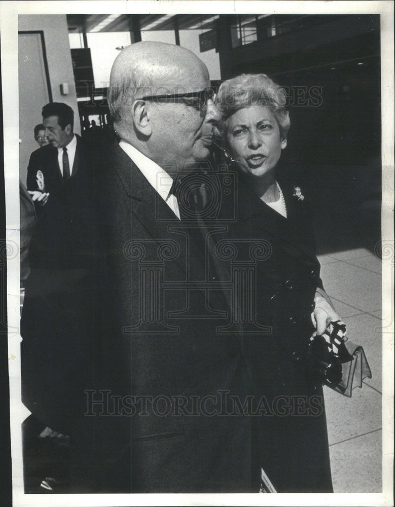 1966 Press Photo French Amb to US Charles Lucet and wife - Historic Images