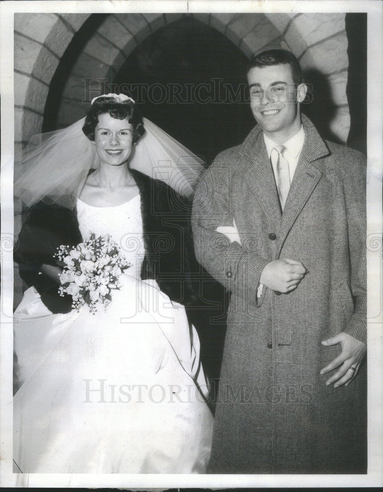 1961 Press Photo Barbara Alice McFadden bride of James D McColl - Historic Images