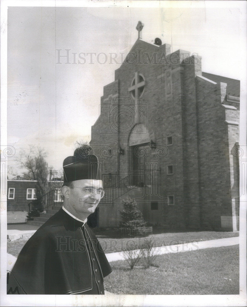 1958 Press Photo  Rev Francis Rowinski St John Polish Catholic Church - Historic Images