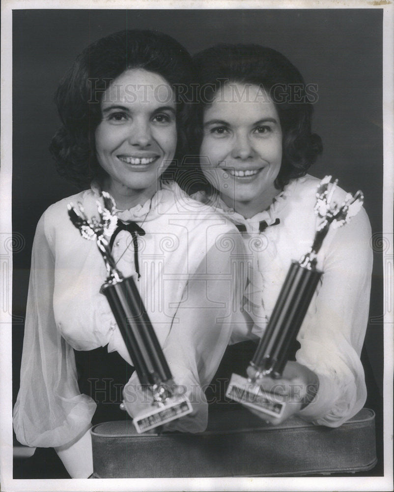 1970 Press Photo LaVelda and LaVona Rowe. - Historic Images