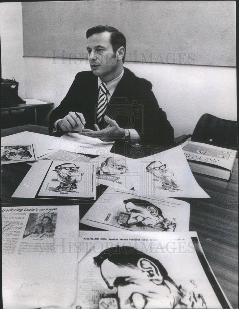 1971 Press Photo Cartoonist Ranan Lurie - Historic Images