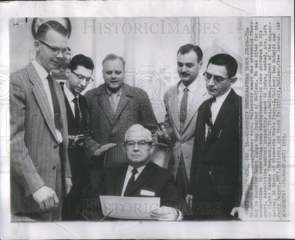 1959 Press Photo Superior Court Judge Roy Proctor was awarded for permitting - Historic Images