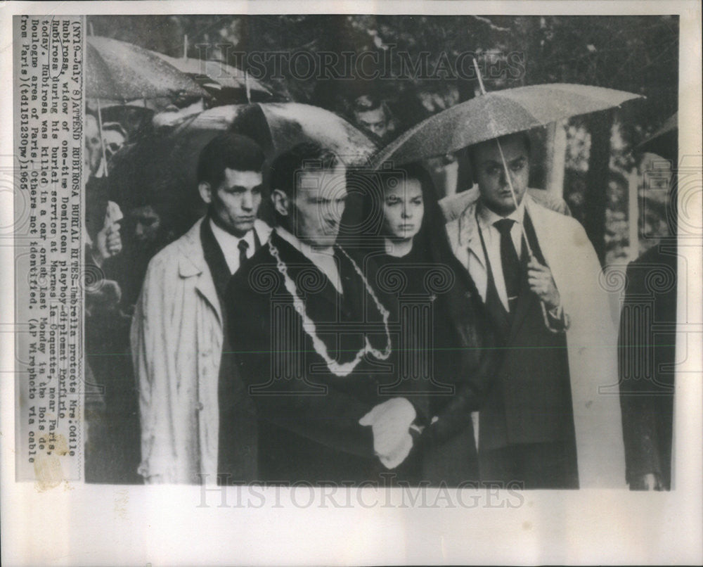 1965 Press Photo Odile Rubirosa Wife Dominican Playboy Diplomat Porfirio Funeral - Historic Images