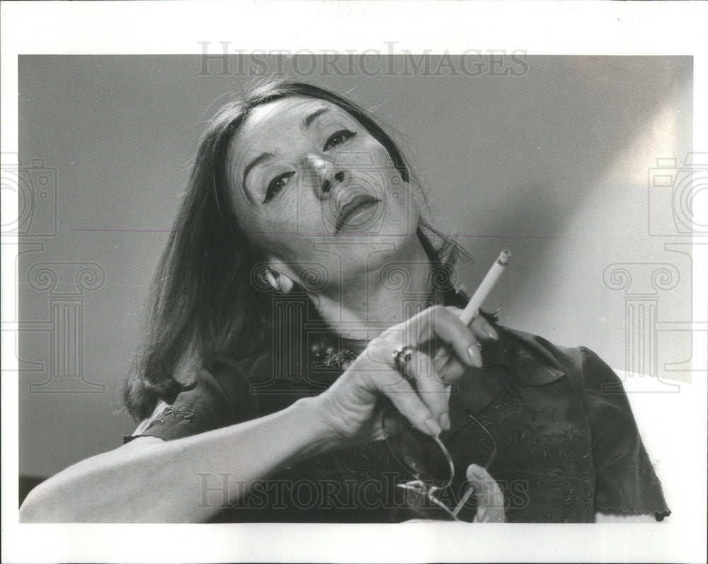 1980 Press Photo Oriana Fallaci Ritz Carlton Hotel journalist - Historic Images