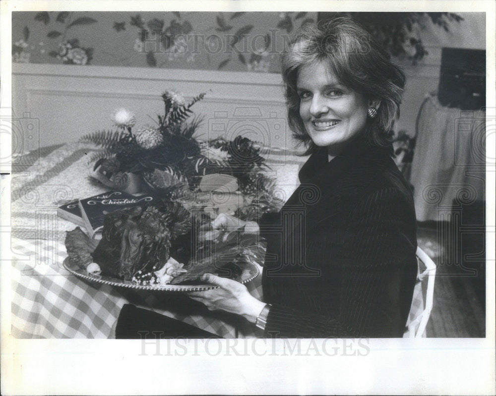 1982 Press Photo Judith Olney Author - Historic Images