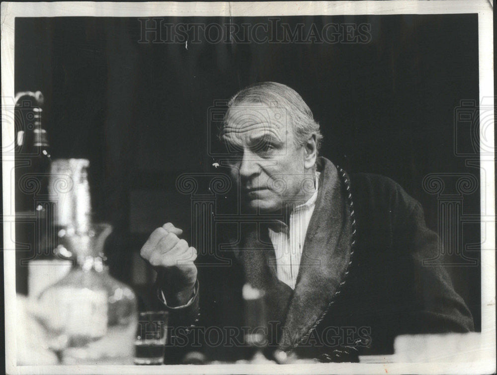 1973 Press Photo Laurence Olivier Actor Long Day&#39;s Journey Into Night Movie Film - Historic Images