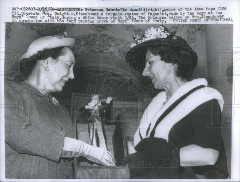 1959 Press Photo Princess Gabriella Pacelli, Mrs. Dwight D. Eisenhower - Historic Images