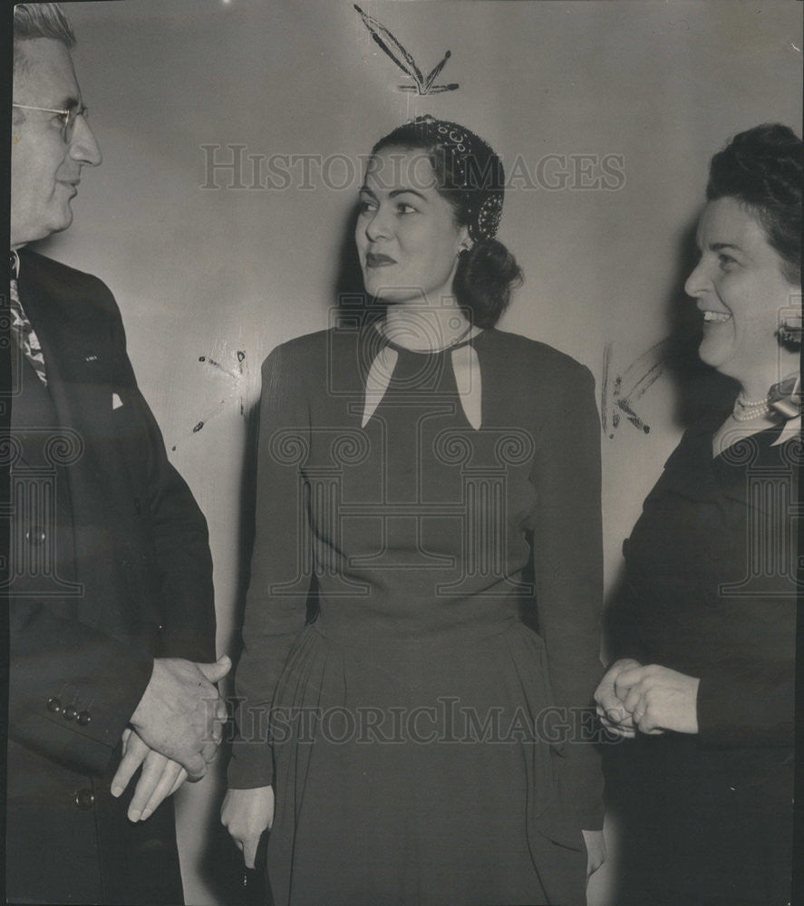 1949 Press Photo Pat Reedy, Sun Times Inaugural Queen - Historic Images