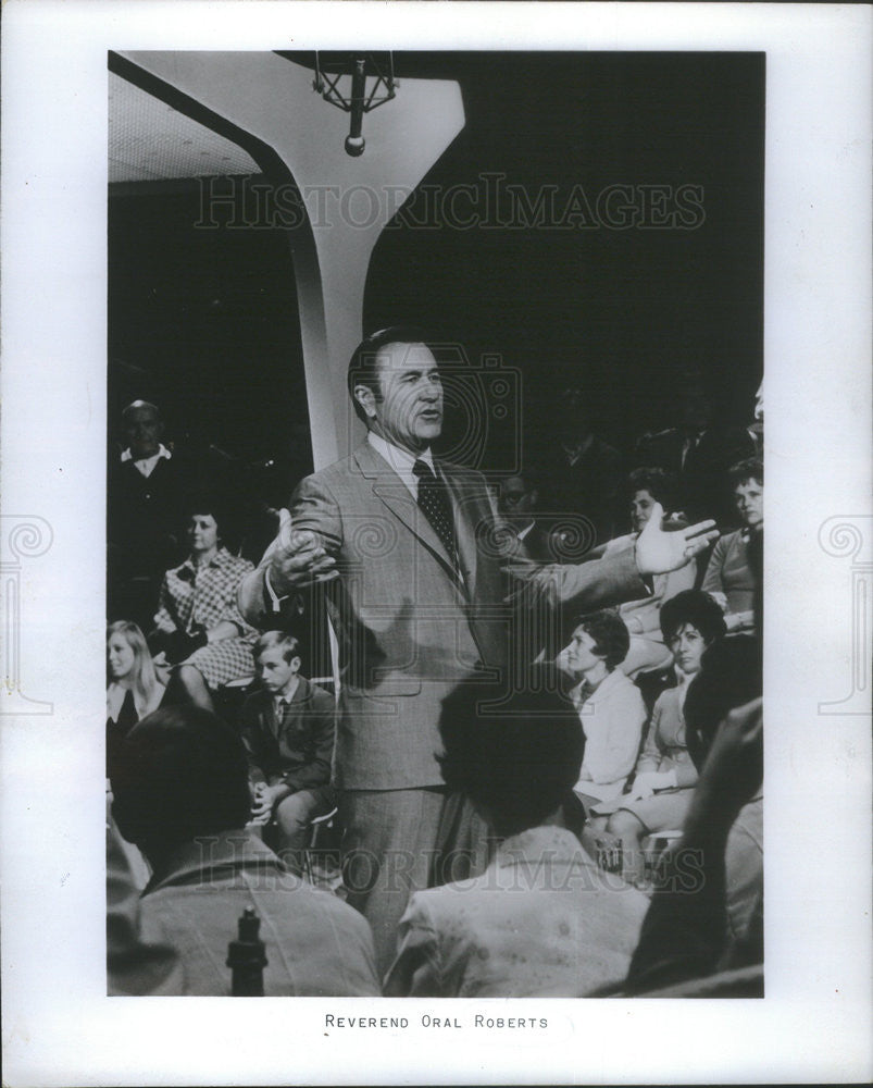 1969 Press Photo Evangelist Reverend Oral Roberts - Historic Images